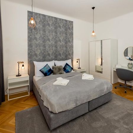 Delightful 1 Bedroom Near Schoenbrunn And Westbahnhof With Big Porch Wien Exteriör bild